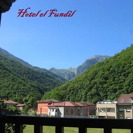 Rural El Fundil Otel 3*