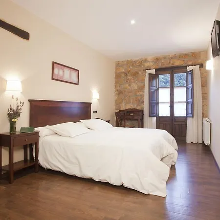 Otel Rural El Fundil 3*
