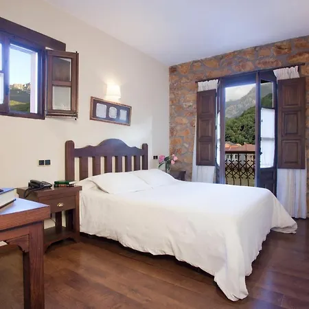 Rural El Fundil Hotel